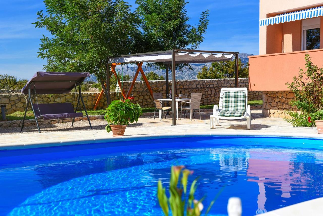 Nea Zadarvillas